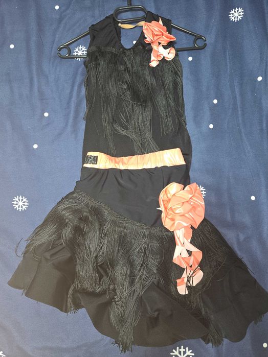 Продавам рокля за латино