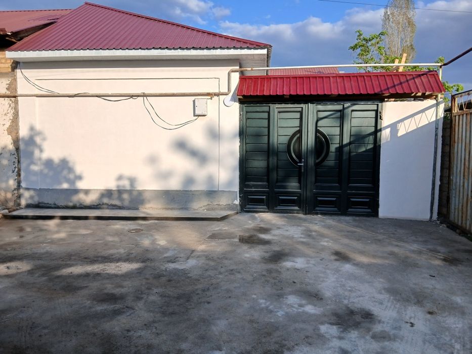 Бектемирда 1.4 сот 3хона уй  сотилади