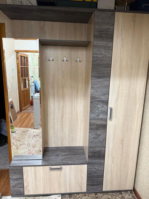 Срочно продам мебель для прихожей