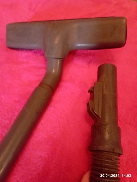 Шланг с насадкой для пылесоса