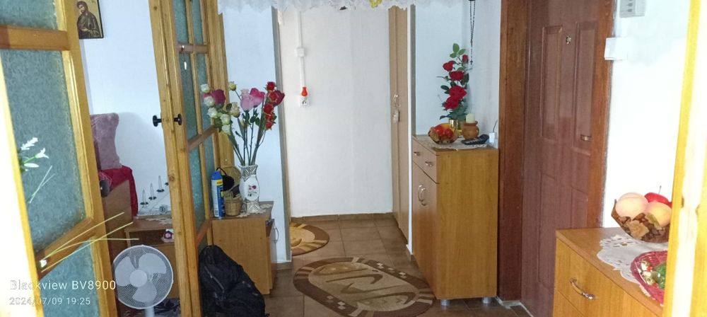 Vând apartament 2 cam etj 4 /43000 €