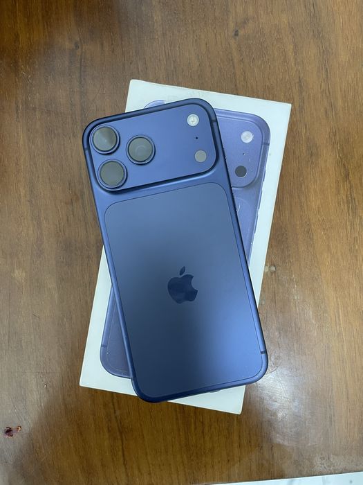 iPhone 17 pro Max 256 GB Срочно