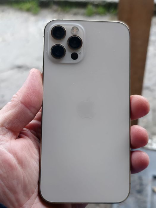 Iphone 12 pro Gold