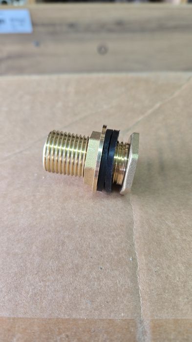 Врезка для бочки