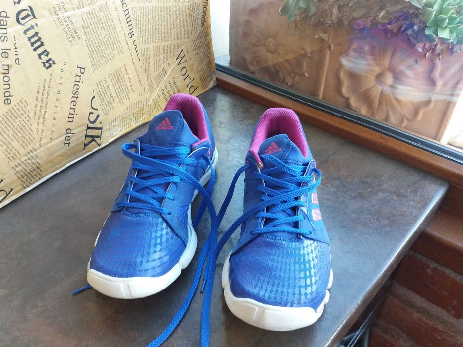 дамски маратонки,спортни обувки,кецове,Adidas,40,адидас
