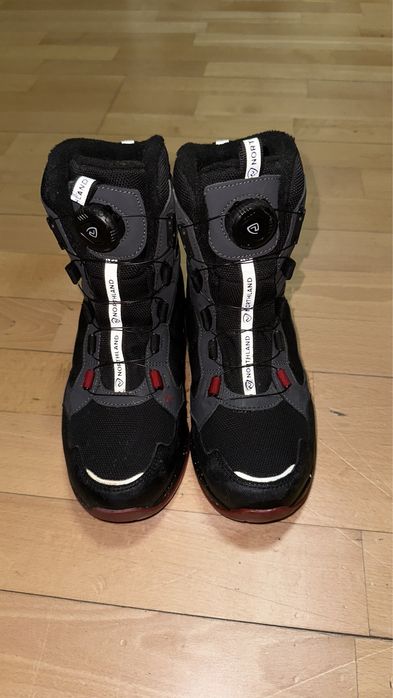 Продам детские зимние ботинки