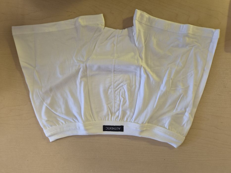 мъжки боксер AUTHENTIC (Размер М) за 2,99 €