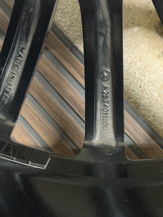 Оригинални джанти Mercedes GLC 20’ AMG