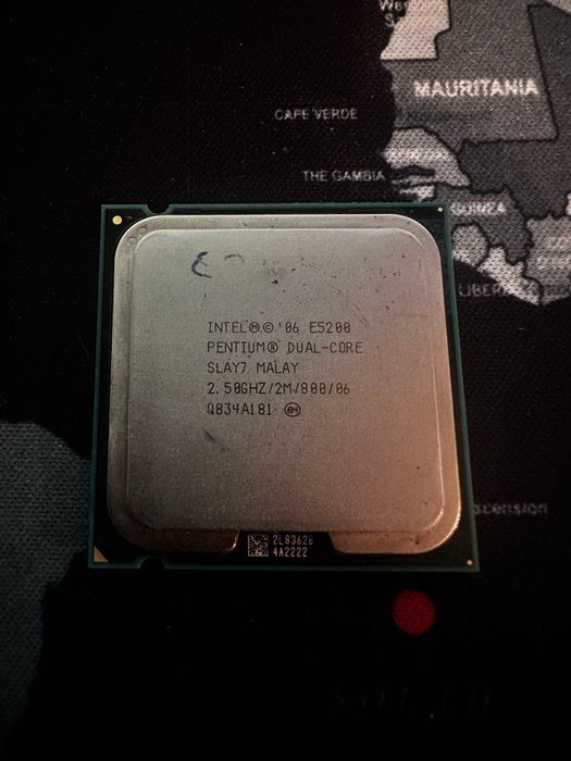 Intel Pentium Dual-Core E5200