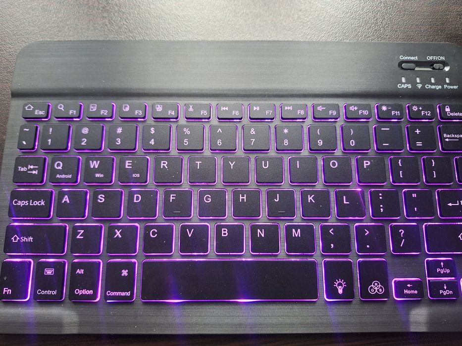 Безжична клавиатура Bluetooth