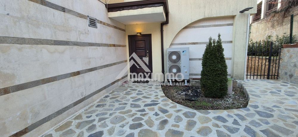 Къща в Варна, област-м-т Манастирски рид площ 344 цена 465000