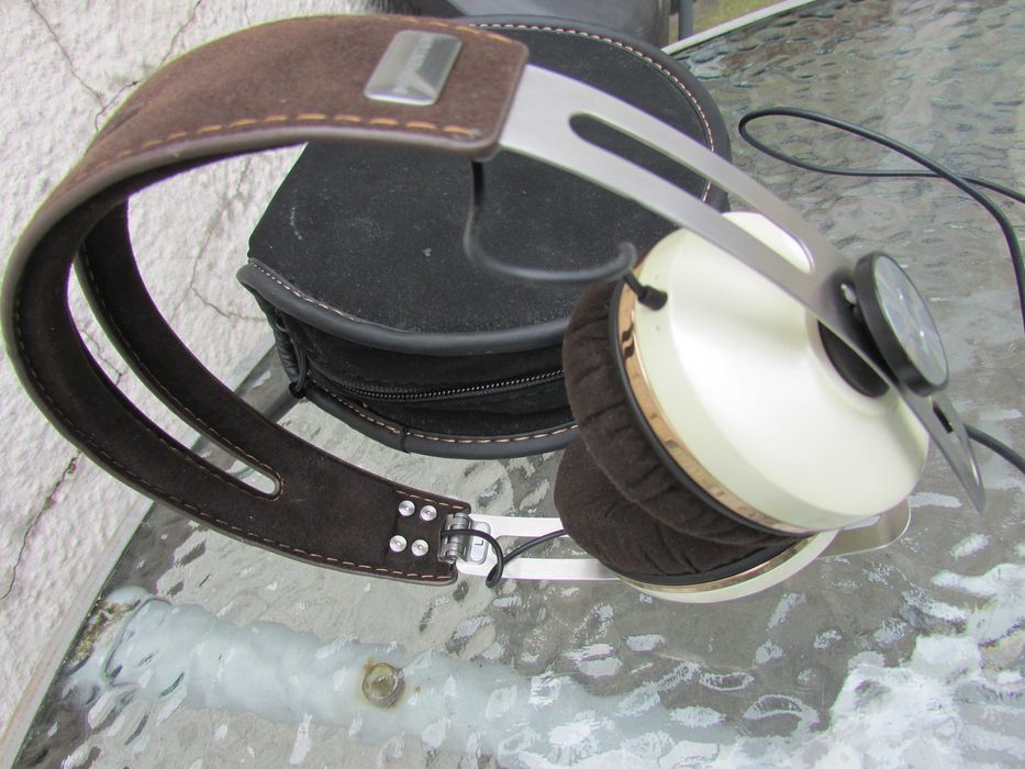 Слушалки Sennheiser Momentum 2.0