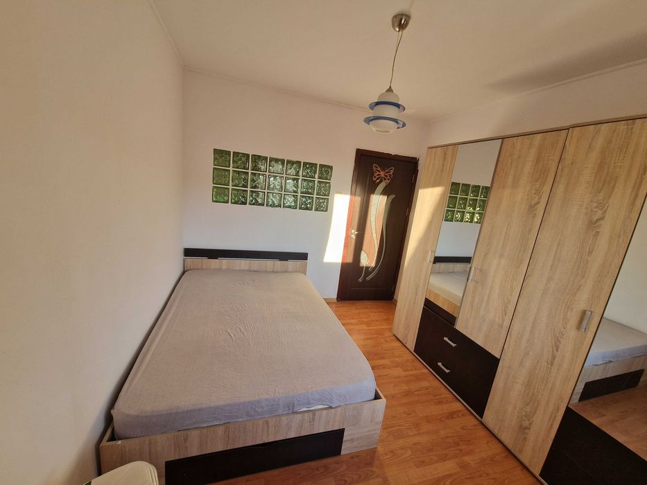 Apartament 3 camere de inchiriat