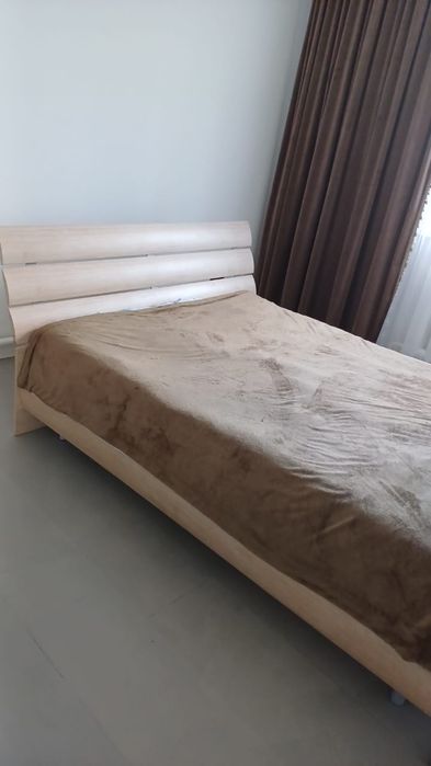 Продам кровать двухспальная