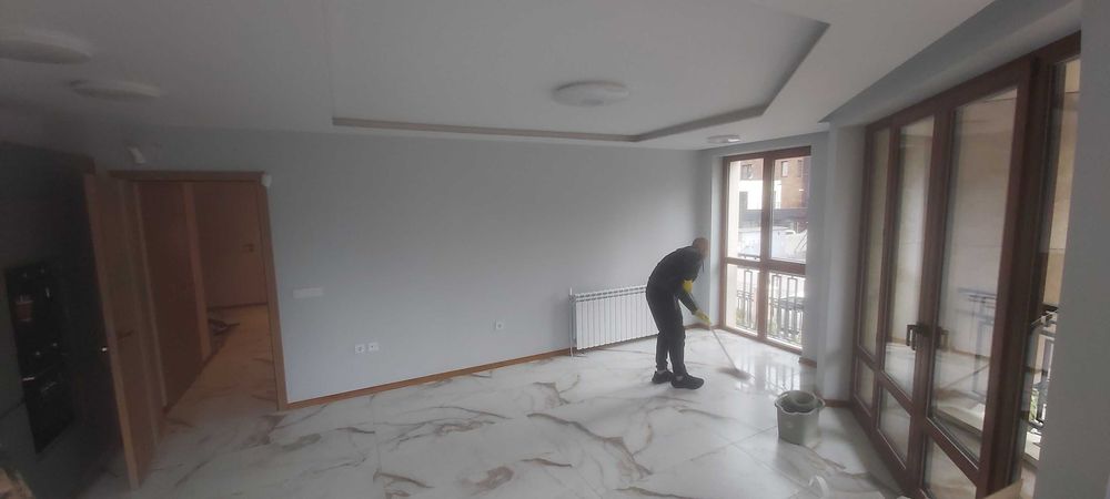 Лепене на плочки и камък