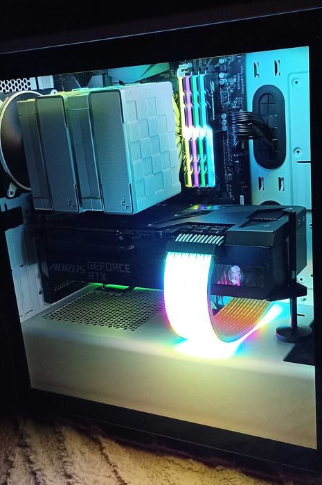 RTX 3080 Ryzen 5 5600x 32gb DDR4 2tb SSD NVMe Геймърски компютър