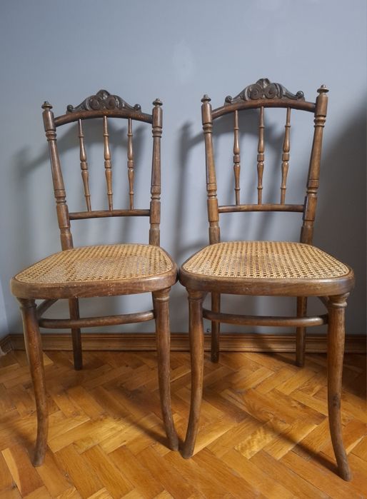Столове Thonet, двойка, в оригинално състояние