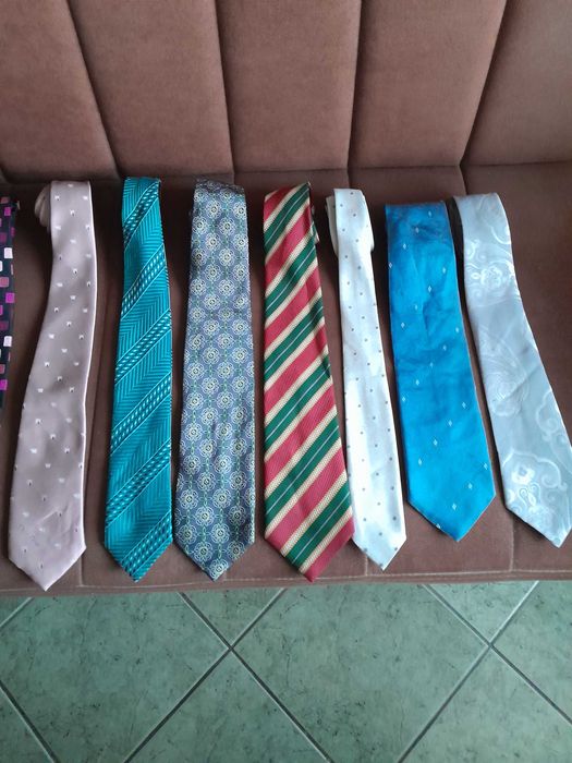 Голям избор от мъжки вратовръзки