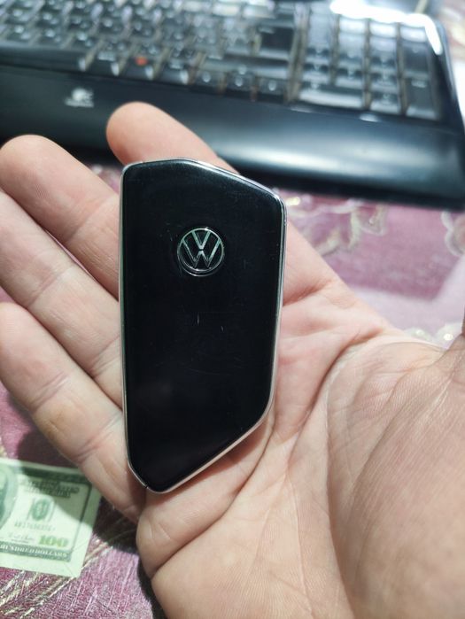 Пульт, ключ от Volkswagen id