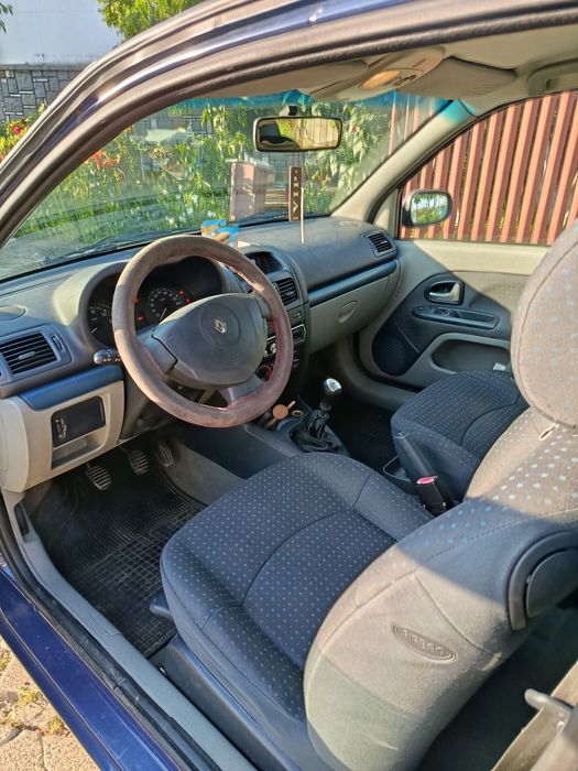 Renault Clio 2 2004 1.5 dci 3 usi hatchback