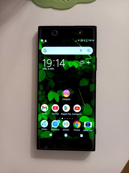 Telefon Sony Xperia, 4Gb RAM, 32Gb memorie internă, arată și funcționează impecabil.