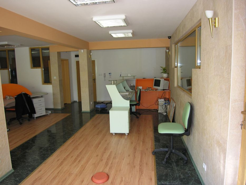Продава се Офис в София, Оборище - 180 кв.м за 3056 €/кв.м - Снимка #10