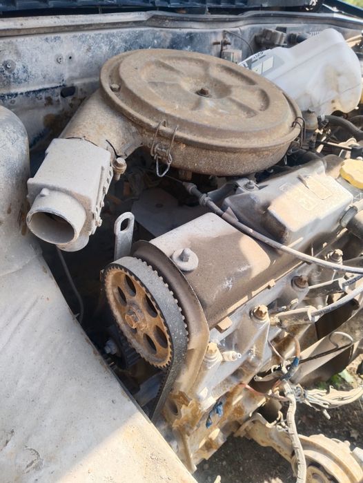 Продам двигатель на ВАЗ 21099,2109,2108 состояние нового пробег 10000