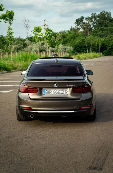 Bmw  F 30 intretinut