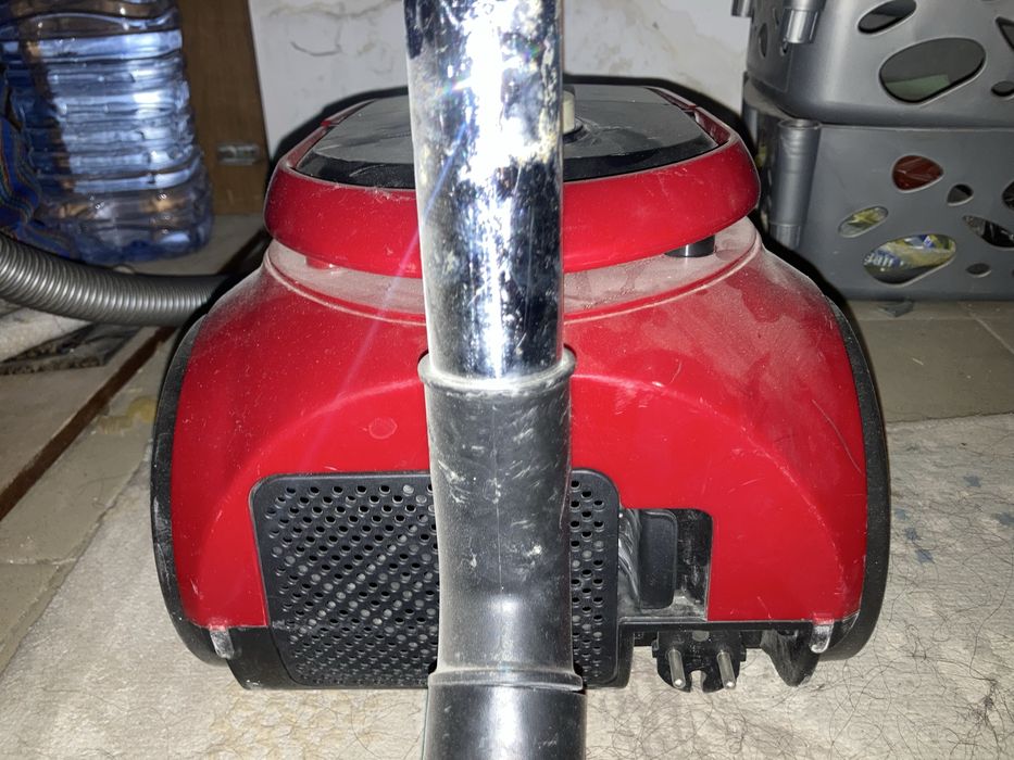 Пылесос сатылады Midea