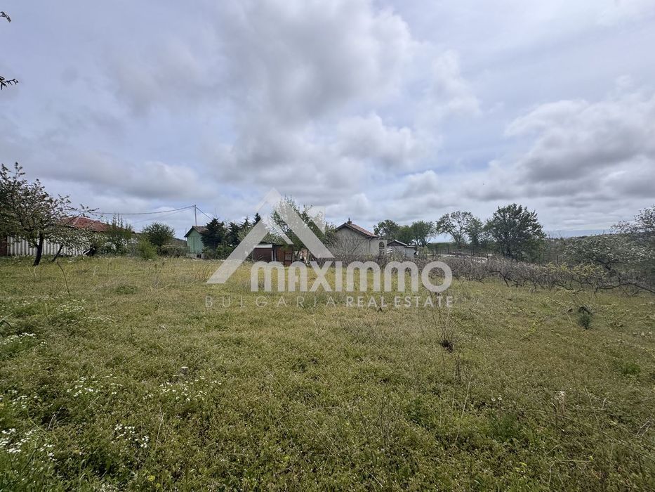 Парцел в Варна, област-м-т Манастирски рид площ 1360 цена 105900
