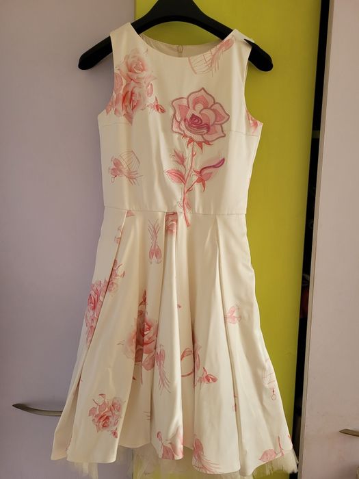 Официална рокля на Yunona