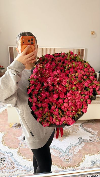 Пионовидные розы