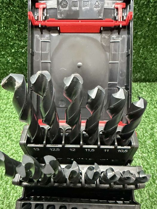 Чисто нов комплект свредла подсилени Wurth  25 части
