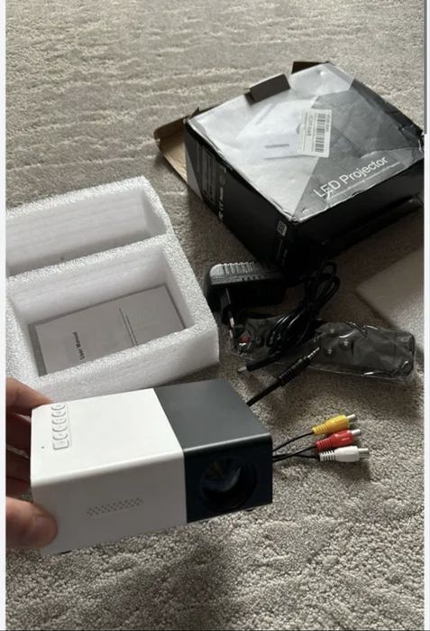 Video proiector led nou