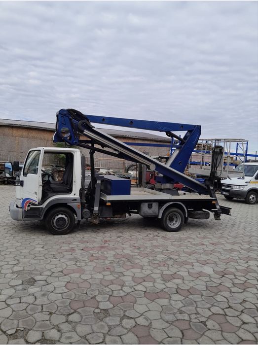 Nacela Nissan cabstar