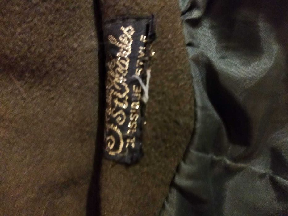 Пальто зимнее с капюшоном