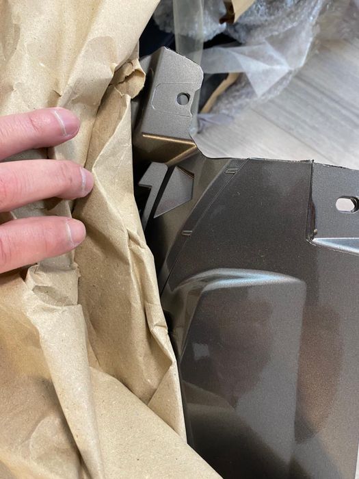 Запчасти на приору, крыло