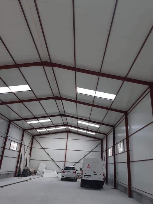 Vand hale metalice și confecționez la cererea clienților orice dimensi