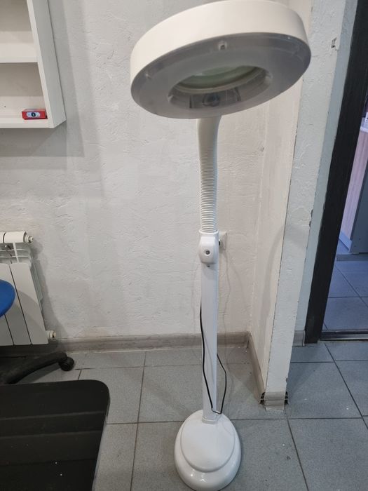 Продам лампу для мастеров