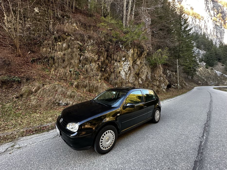 VW Golf 4 – 1.6 benzină