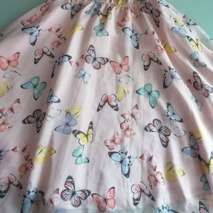 7-8 г рокля H&M уникална