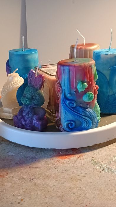 Lumânări decorative parfumate și neparfumate