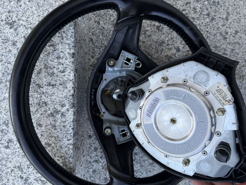 Volan 3 spite Golf 4