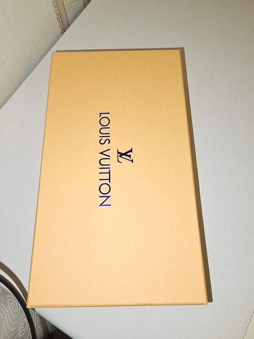 Портмоне Louis Vuitton срочно