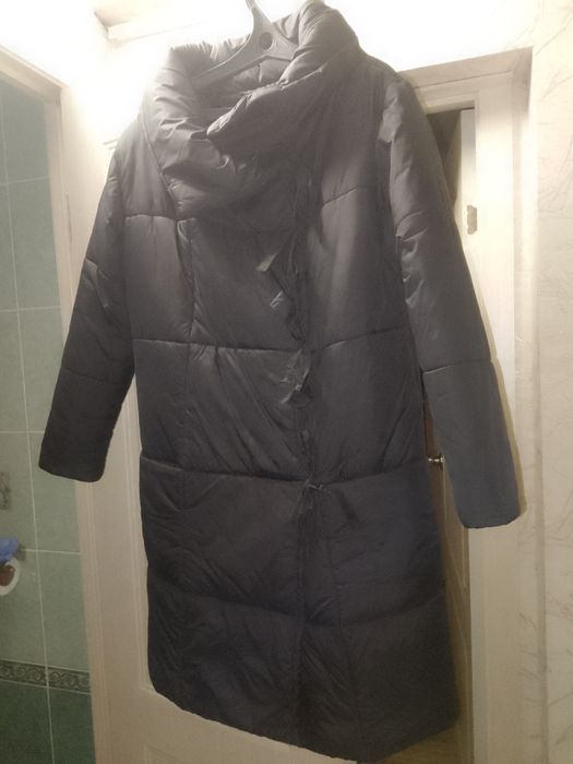 Пуховик женский..