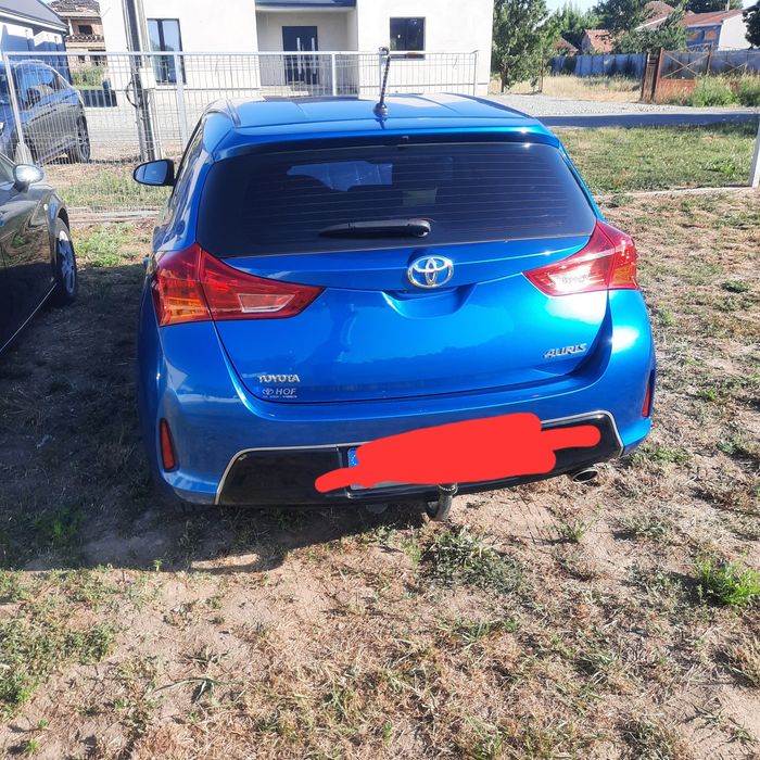 Vând Toyota Auris 2  l Diesel