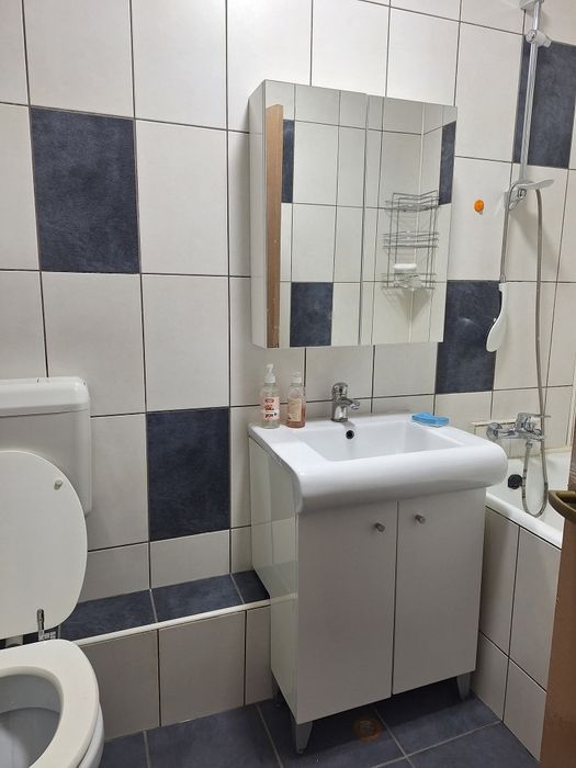 Garsoniera,nou mobilata ,bloc anvelopat,