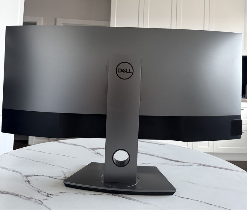Dell UltraSharp U3818DW 38” Curved IPS 3840×1600 Ultrawide – HDMI/DP