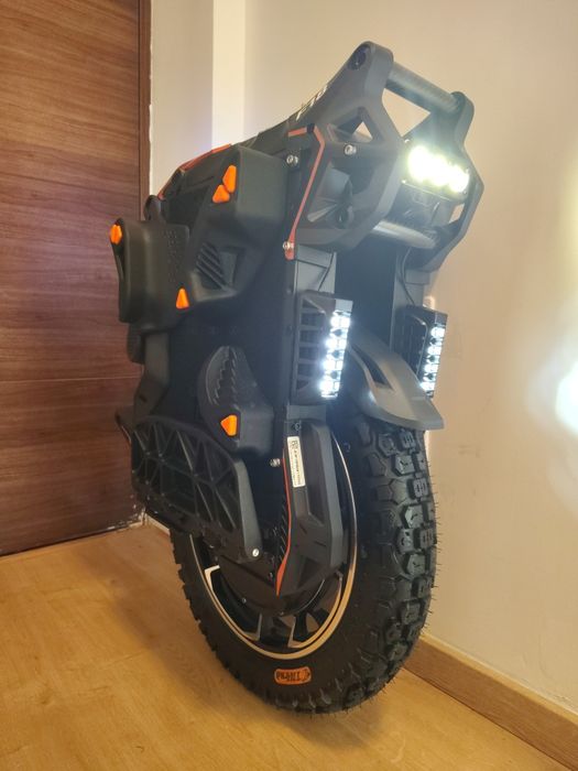 Monociclu electric Kingsong F18  5000w
