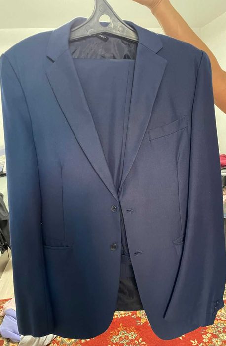 Костюмы   синего цвета